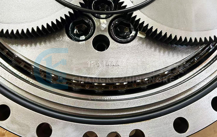 發(fā)那科M-900iA/350三軸J3減速機(jī)1F61444